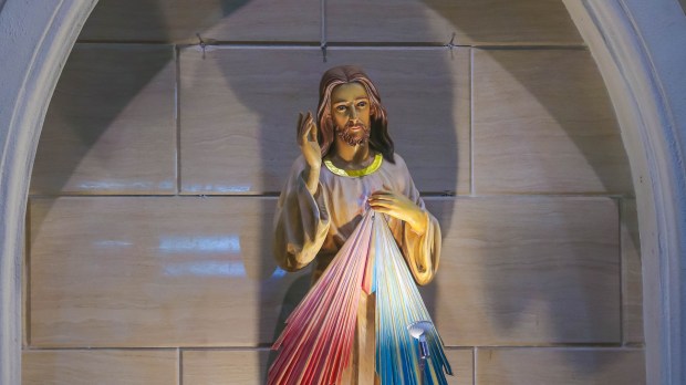 Figura Jezusa Miłosiernego w Tajlandii