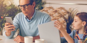 Ostrzeżenie Benedykta XVI do ojców przed uzależnieniem od mediów