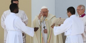 Franciszek na koniec ŚDM: Idźcie więc i zanieście wszystkim promienny uśmiech Boga!
