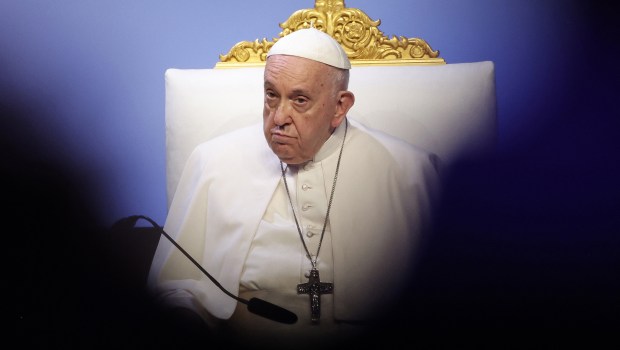 Pope Francis concluding session of the Mediterranean meetings at the Palais du Pharo Marseille