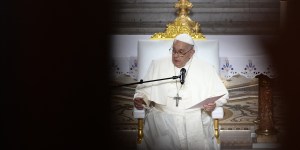 Papież w Marsylii: Osoby, którym grozi zatonięcie, muszą zostać uratowane. To obowiązek!